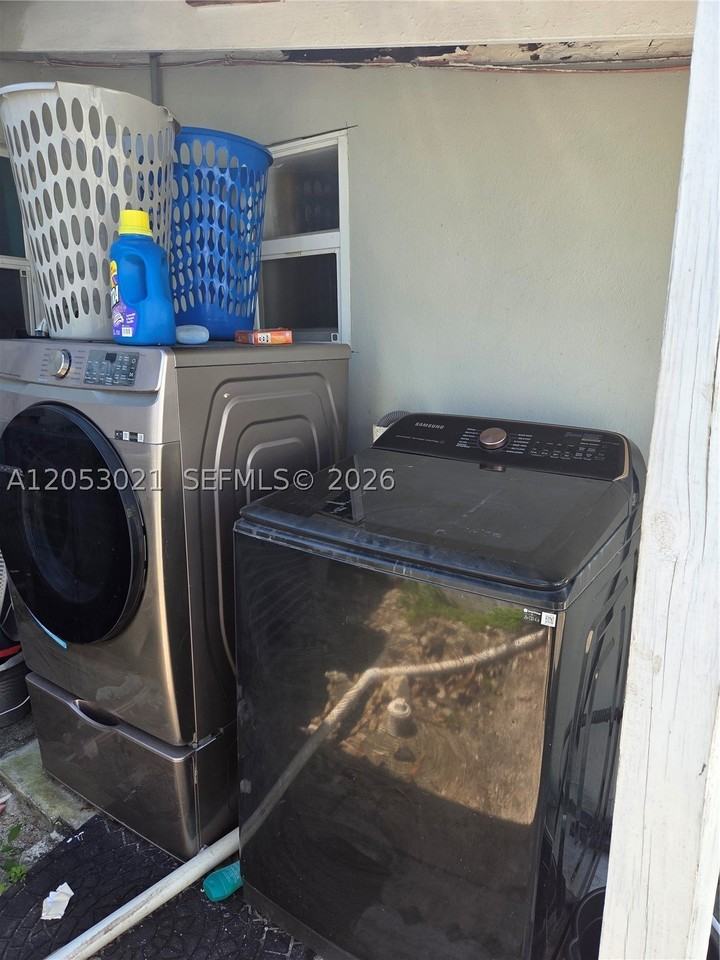 19631 Ne 12th Ct #EFF - Photo 6 of 6