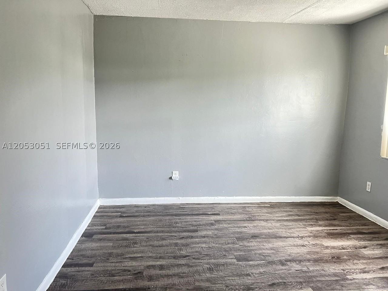 5250 Nw 26th Ave #12 - Photo 5 of 9