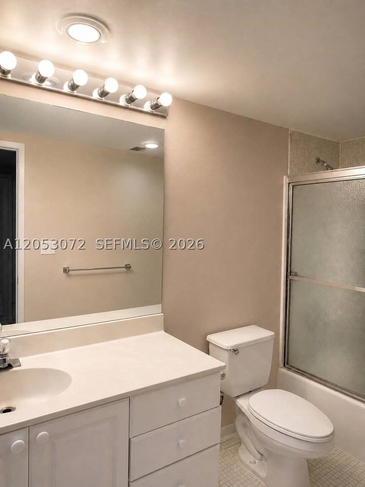 19380 Collins Ave #910 - Photo 3 of 16