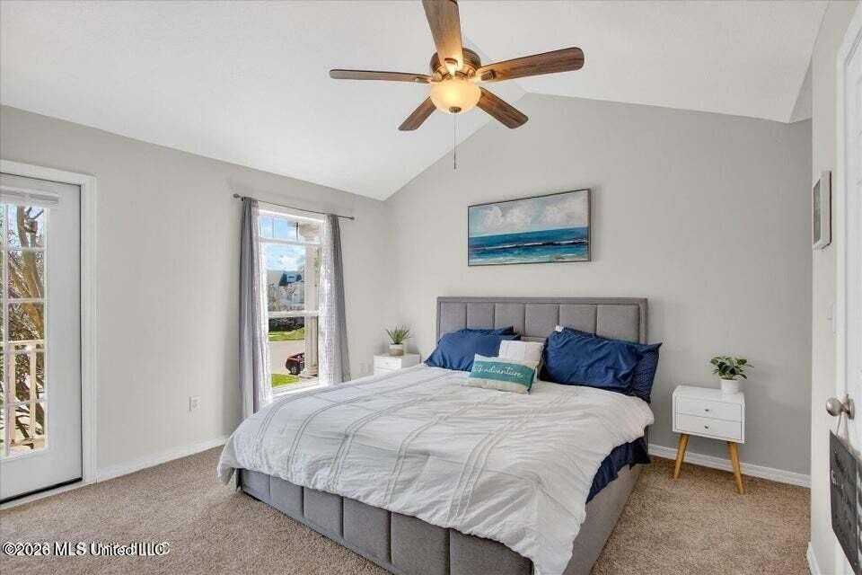1283 Century Oaks Dr Apt B - Photo 6 of 14