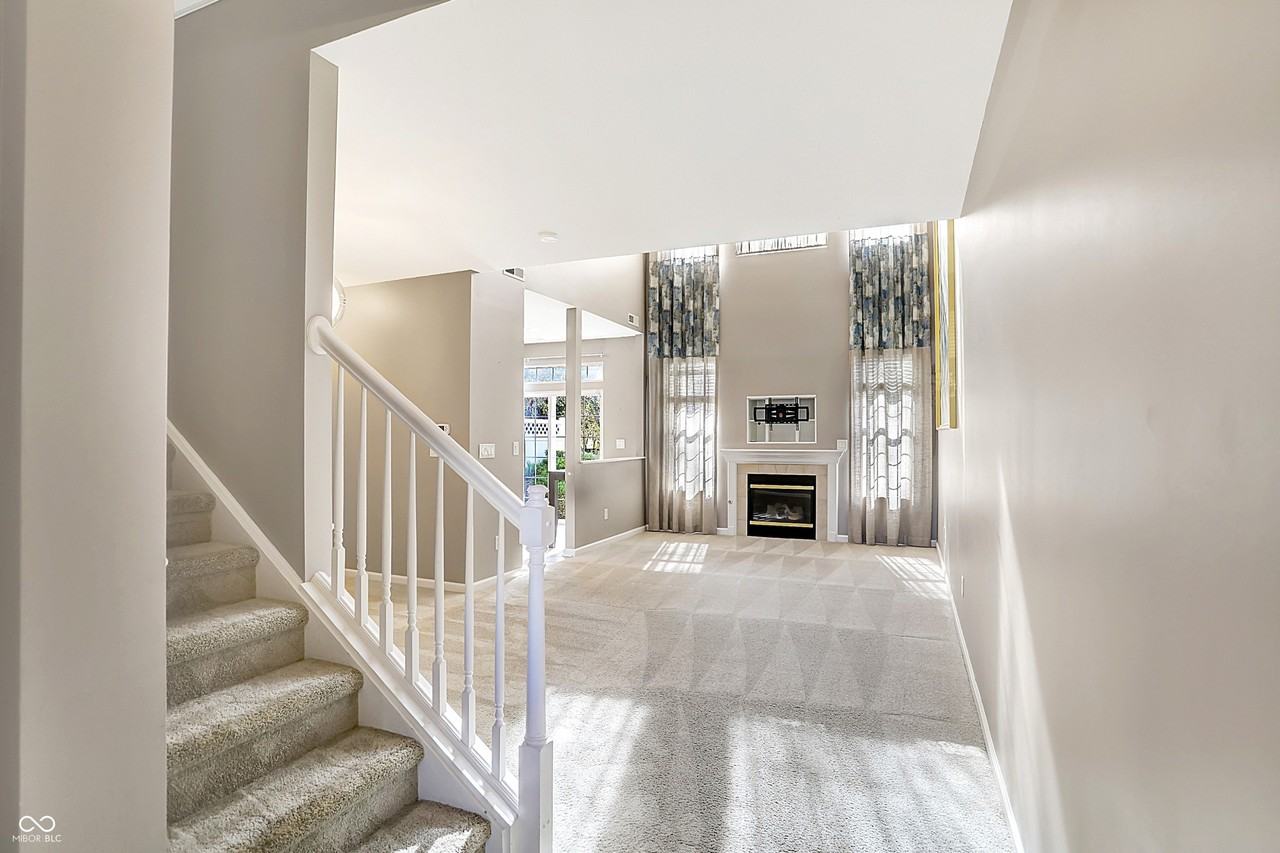 4059 Weston Pointe Dr - Photo 7 of 50