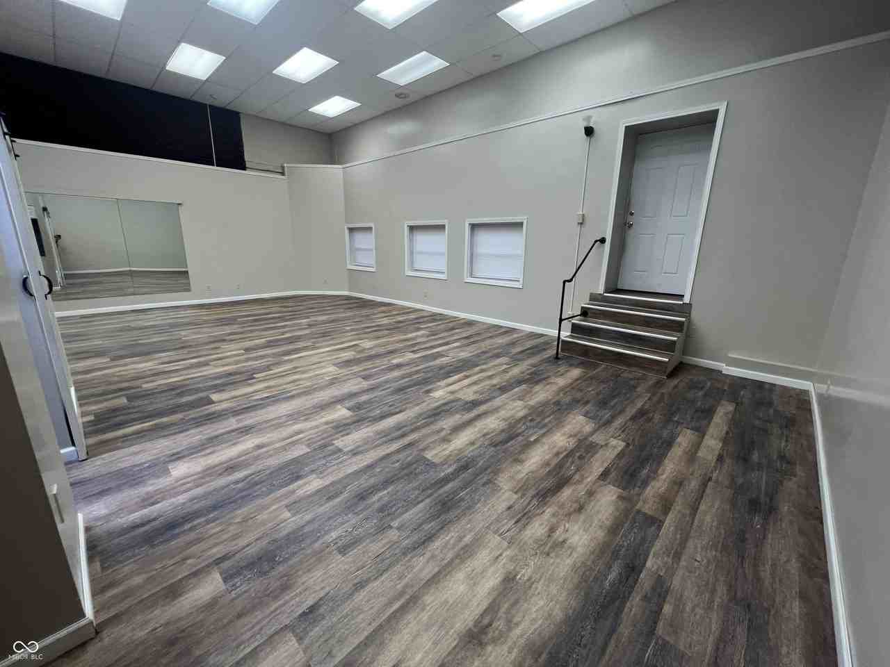 201 E Pike St #104 - Photo 5 of 17