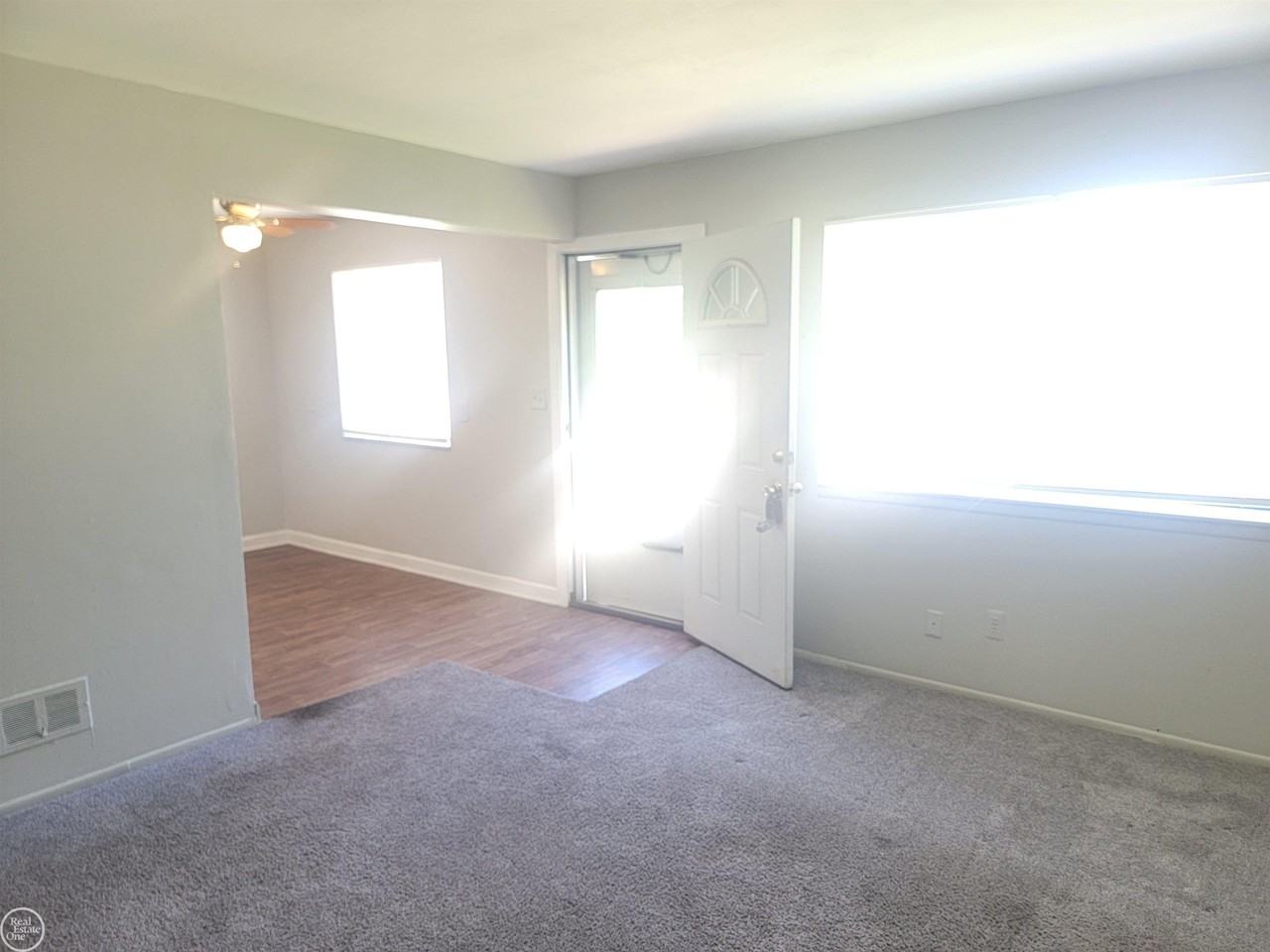 6784 Studebaker Ave - Photo 5 of 14