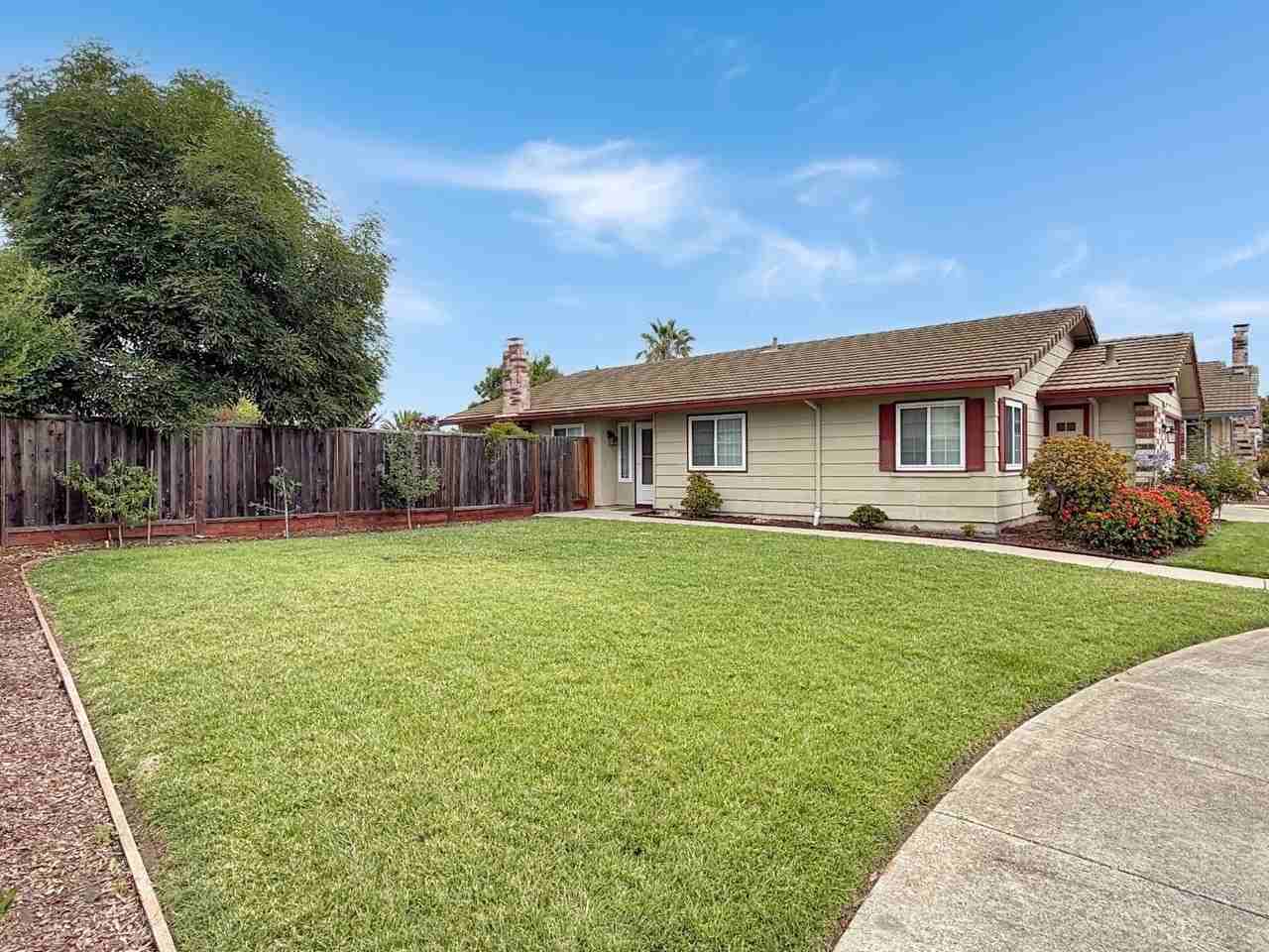 5935 Woodbine Pl - Photo 2 of 32