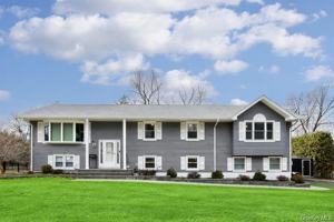 featured image of 6 Hemlock Ln