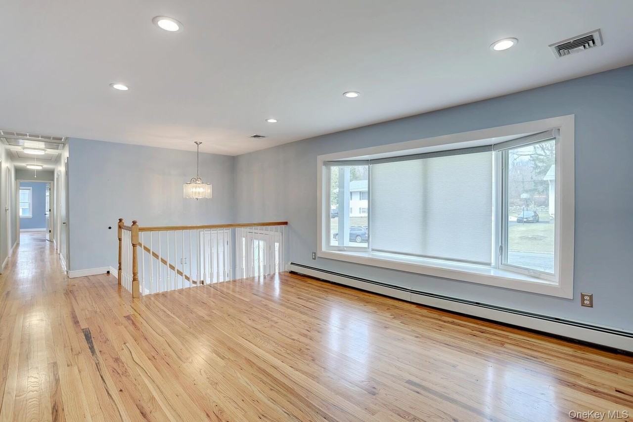 6 Hemlock Ln - Photo 6 of 43