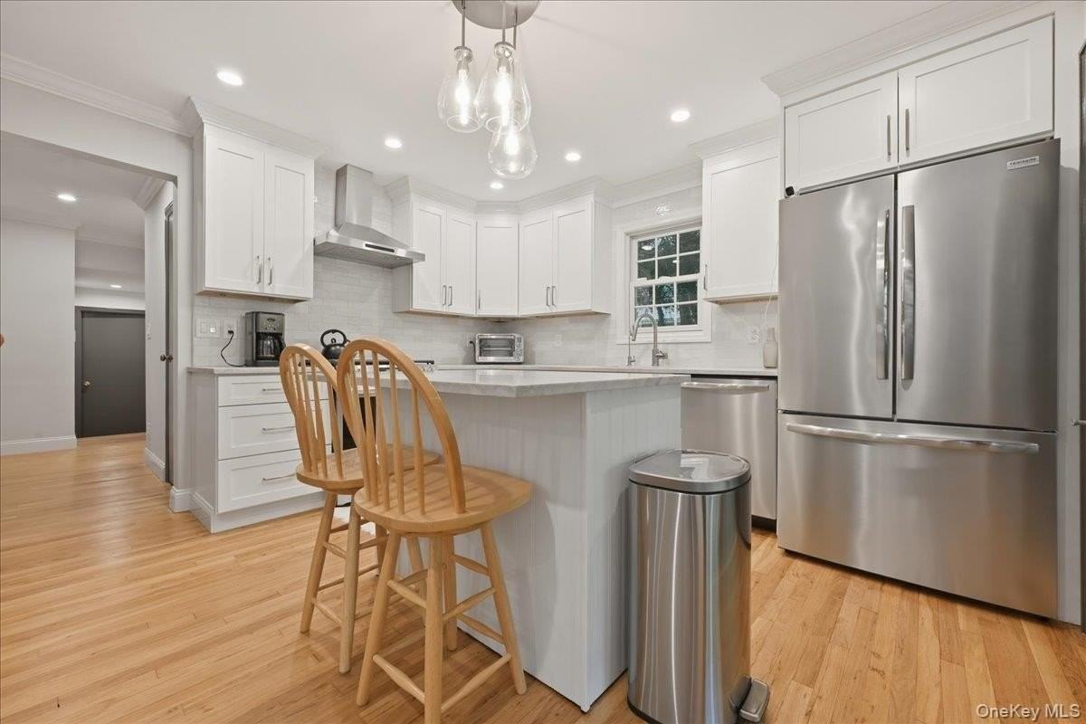 149 Rockaway Ave - Photo 2 of 23