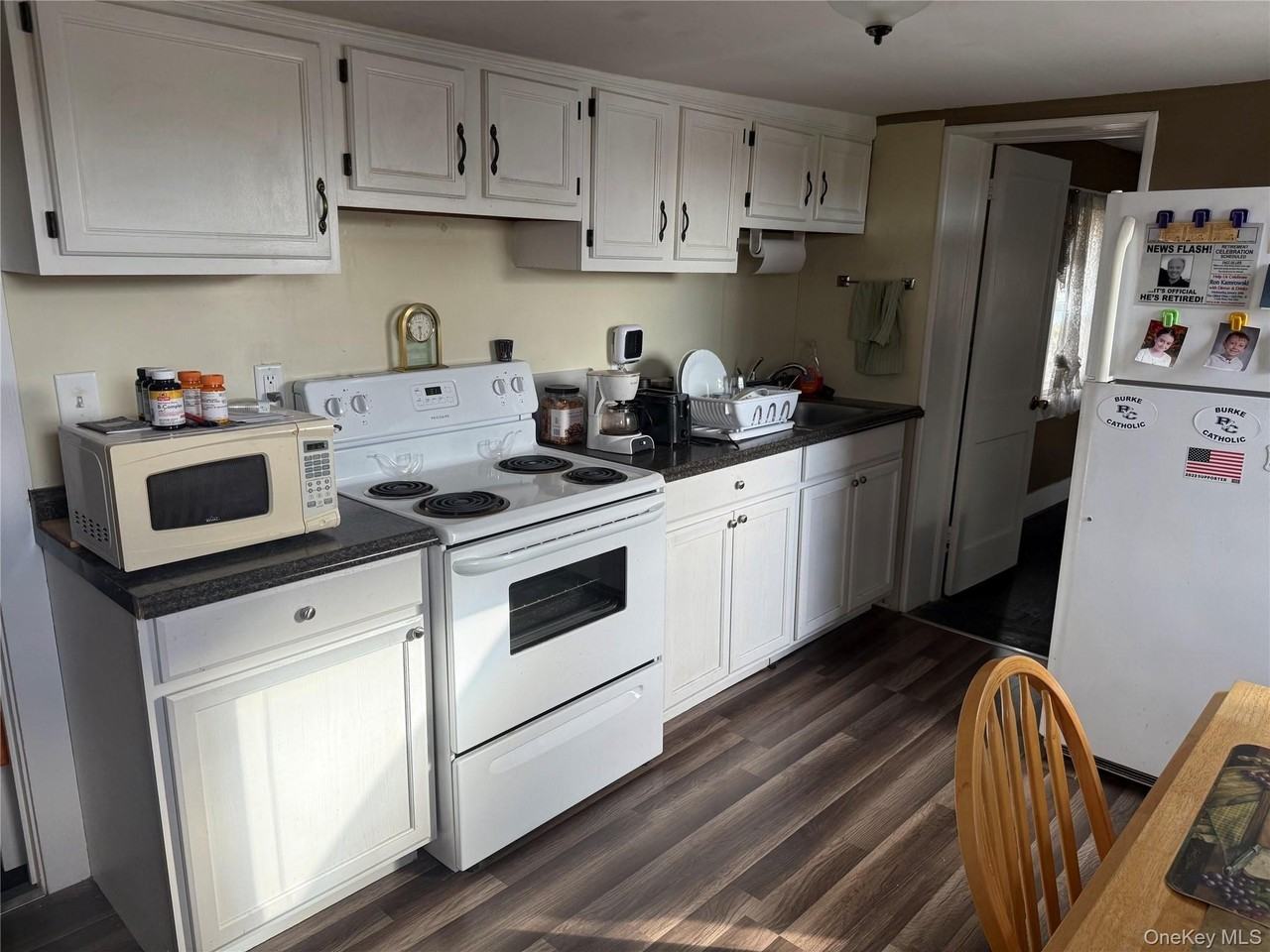 6 Glenmere Ave #4 - Photo 5 of 13