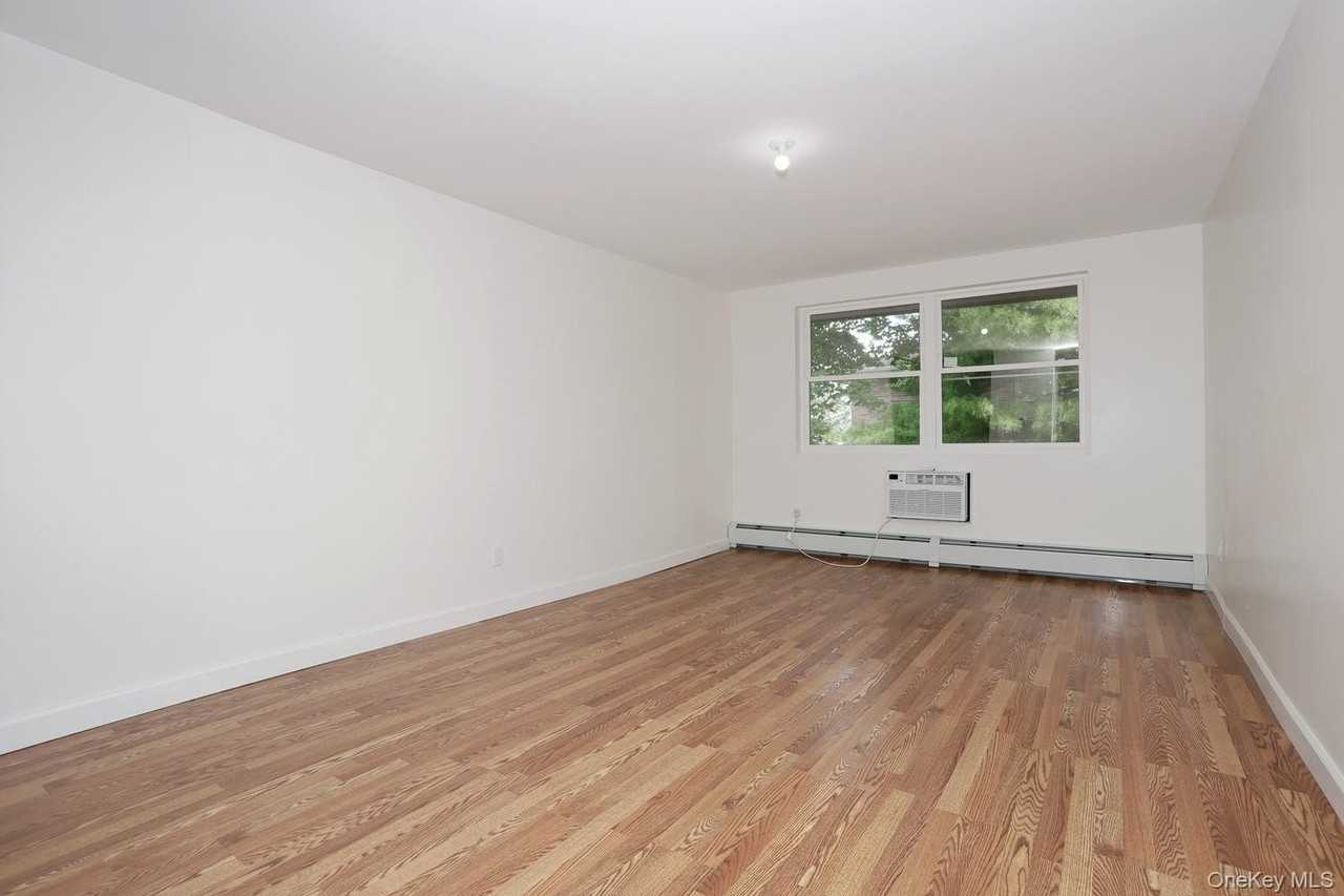 242 Kearsing Pkwy #F - Photo 6 of 21