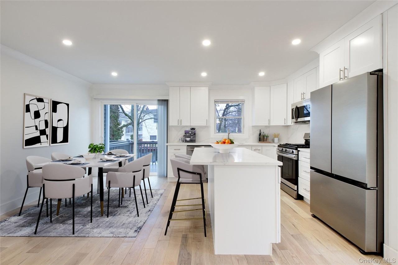 56 Kirkwood Rd #A - Photo 5 of 34