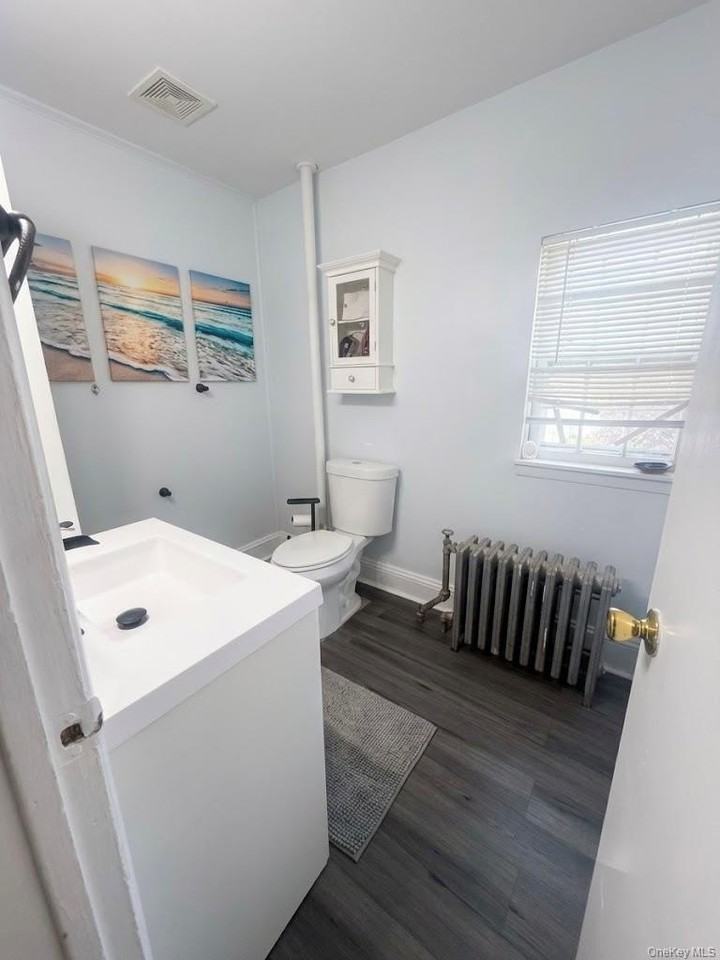721 S Wellwood Ave - Photo 4 of 4