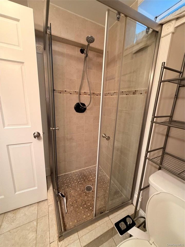 157 Brewer Rd #1A - Photo 5 of 8