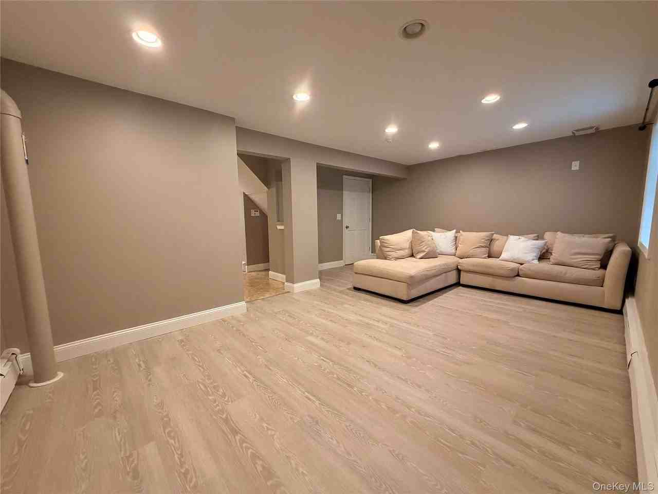 157 Brewer Rd #1A - Photo 7 of 8