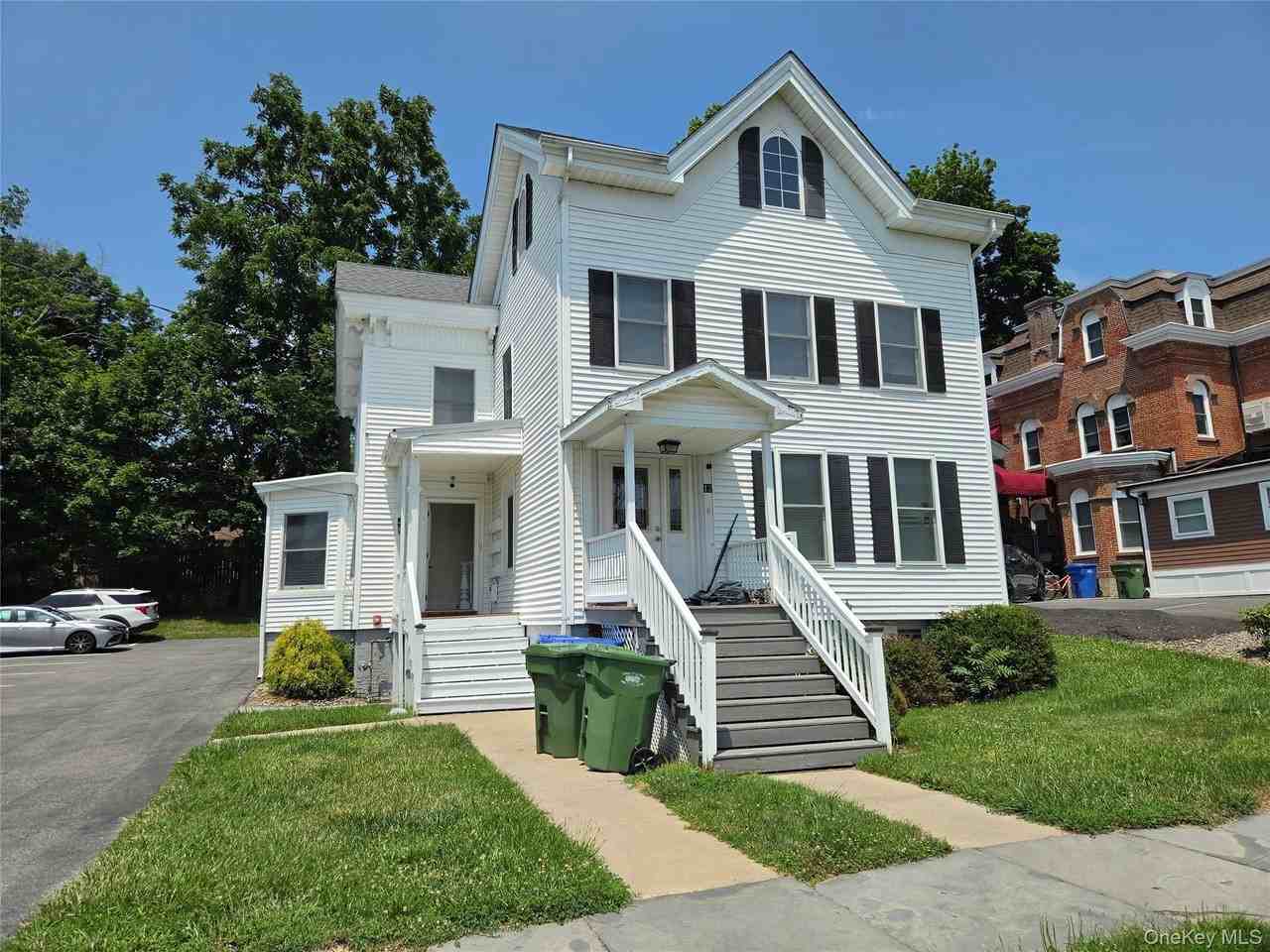 12 West St #5