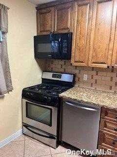 1069 Fenwood Dr #1 - Photo 6 of 13