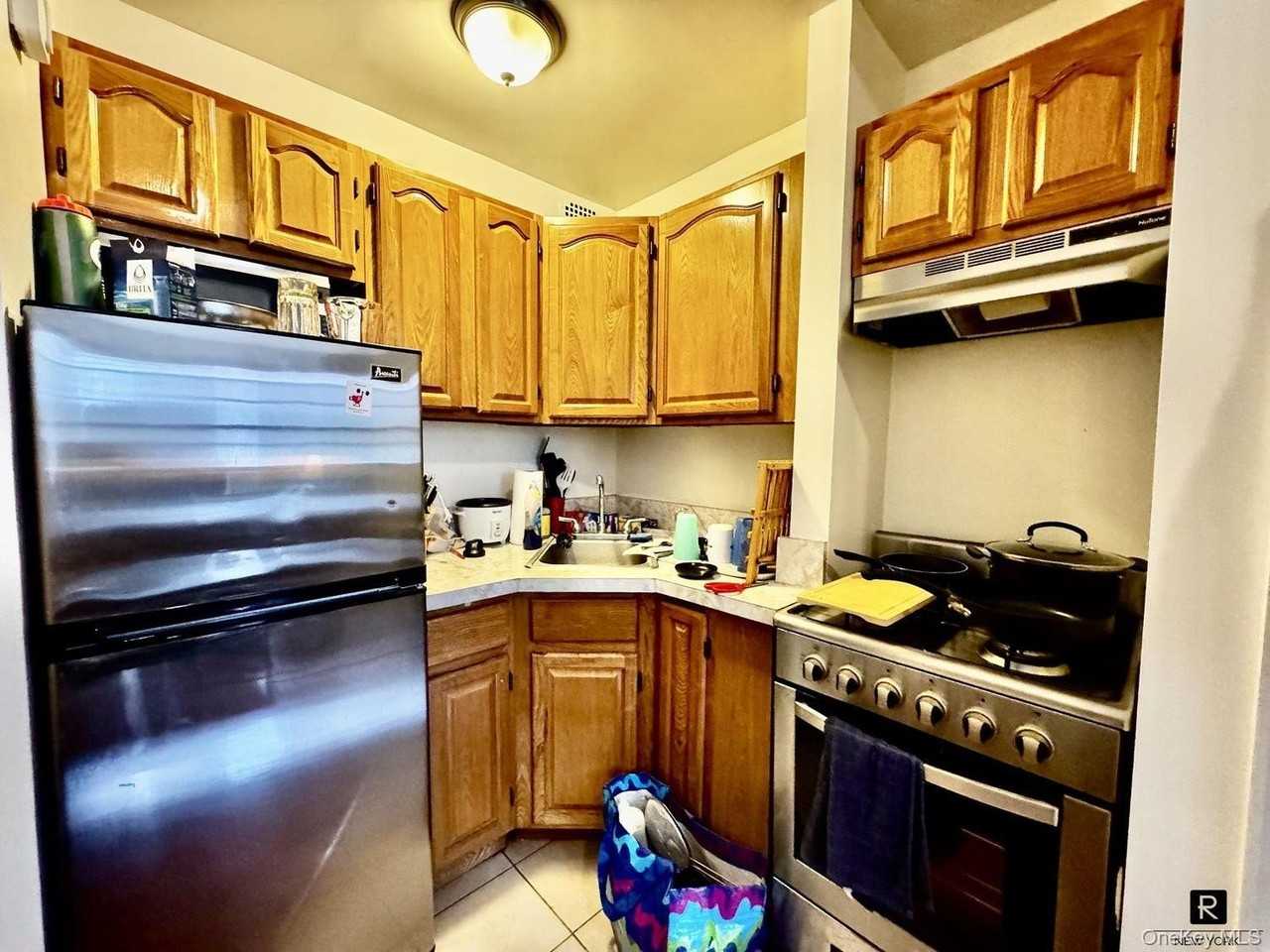 1728 2nd Ave #2B - Photo 6 of 12