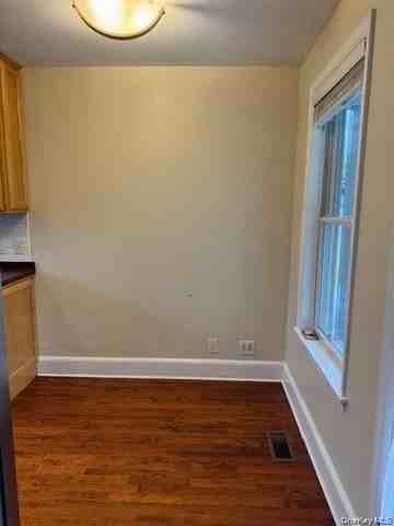 29 1/2 Woolsey Ave #CTG - Photo 5 of 18