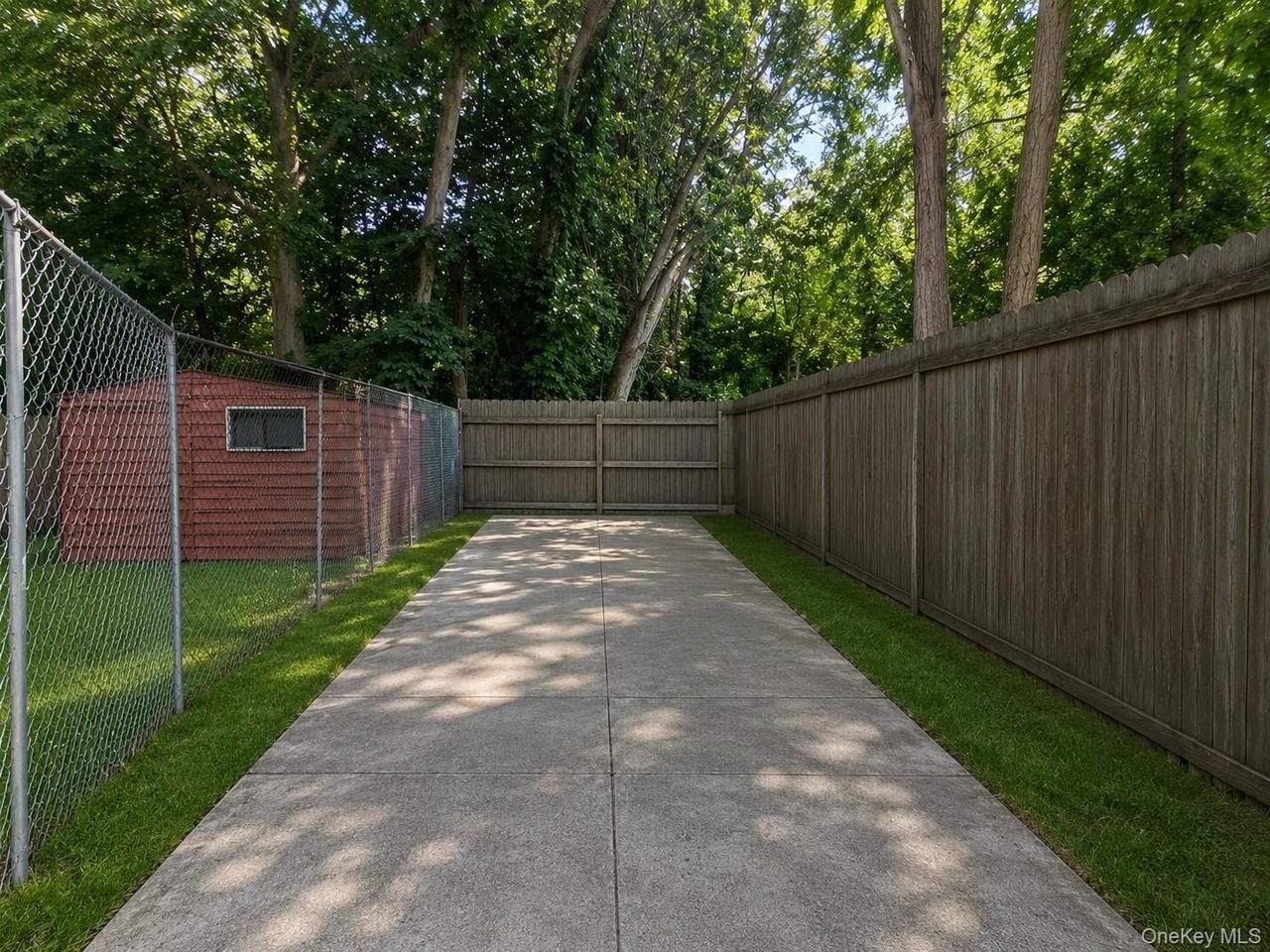 4433 244th St #1stFL - Photo 4 of 4