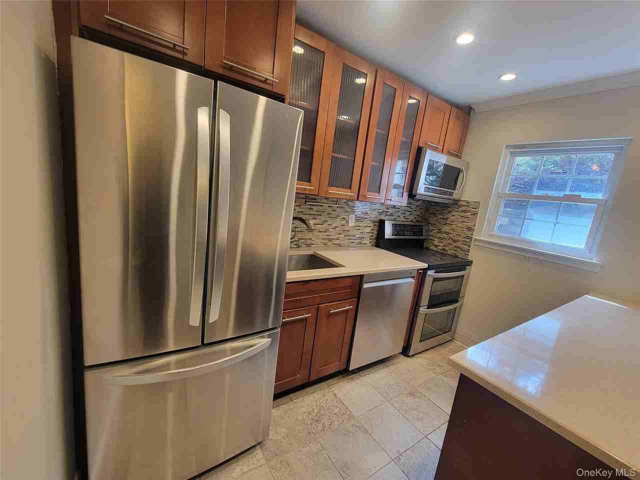 201 Woodland Hills Rd - Photo 2 of 18