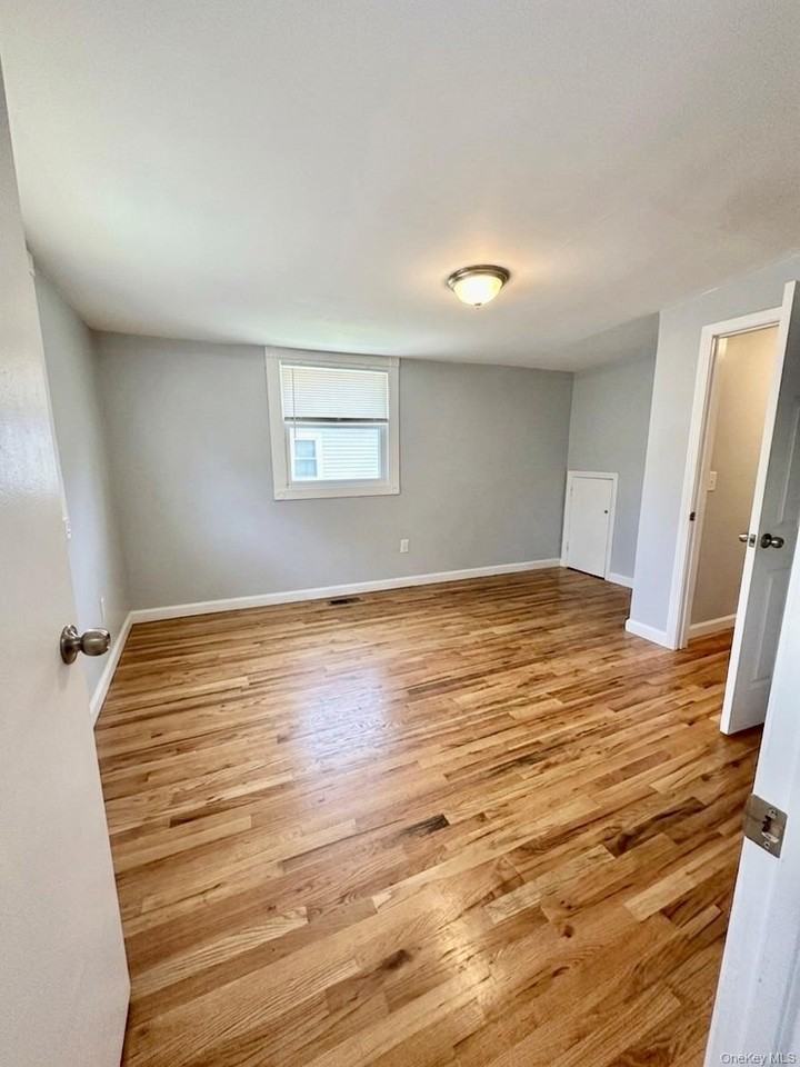 183 Manor Pkwy - Photo 7 of 21