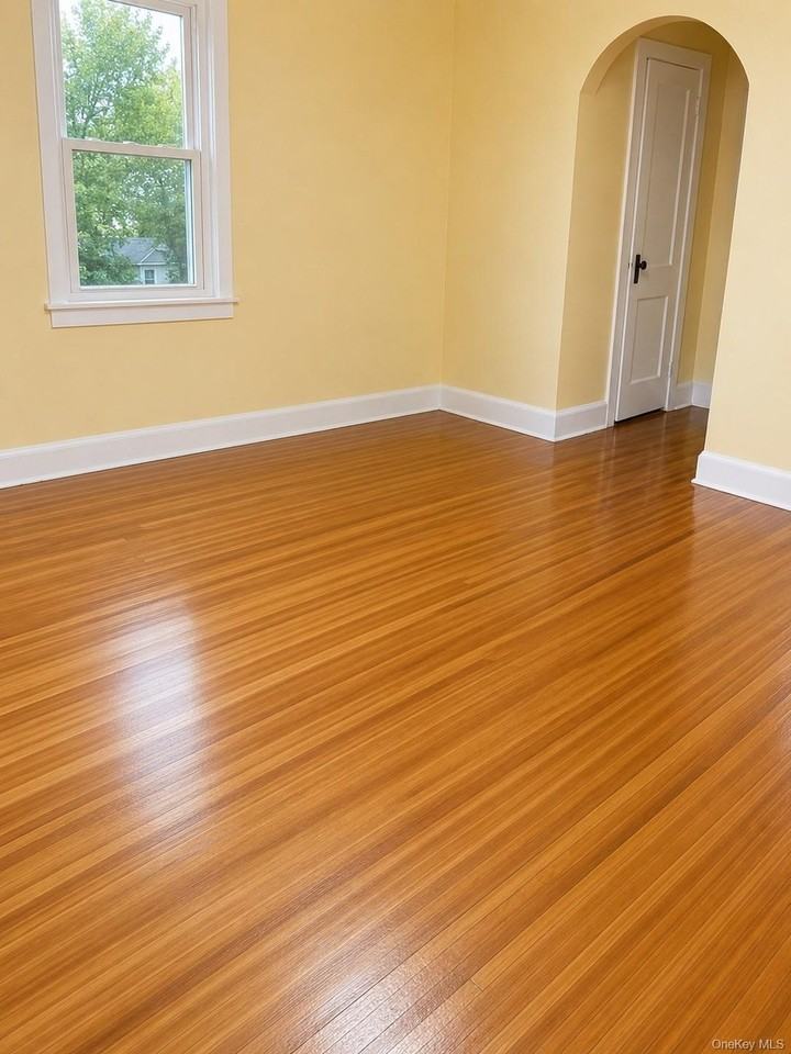 131 Lockwood Ave - Photo 6 of 8