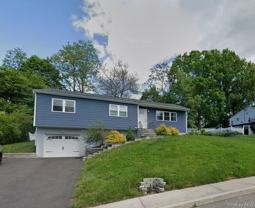 29 Heaney Dr - Photo 1 of 1