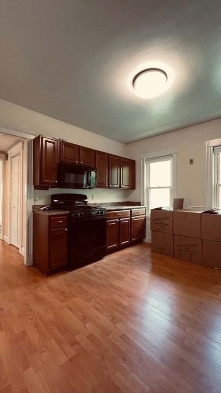 344 Cornell St #2 - Photo 7 of 14
