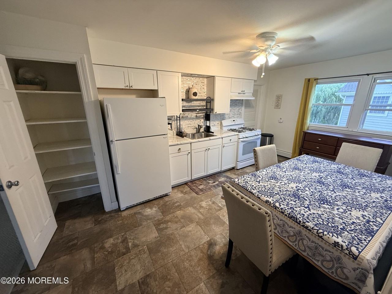1011 Arnold Ave #C - Photo 7 of 12