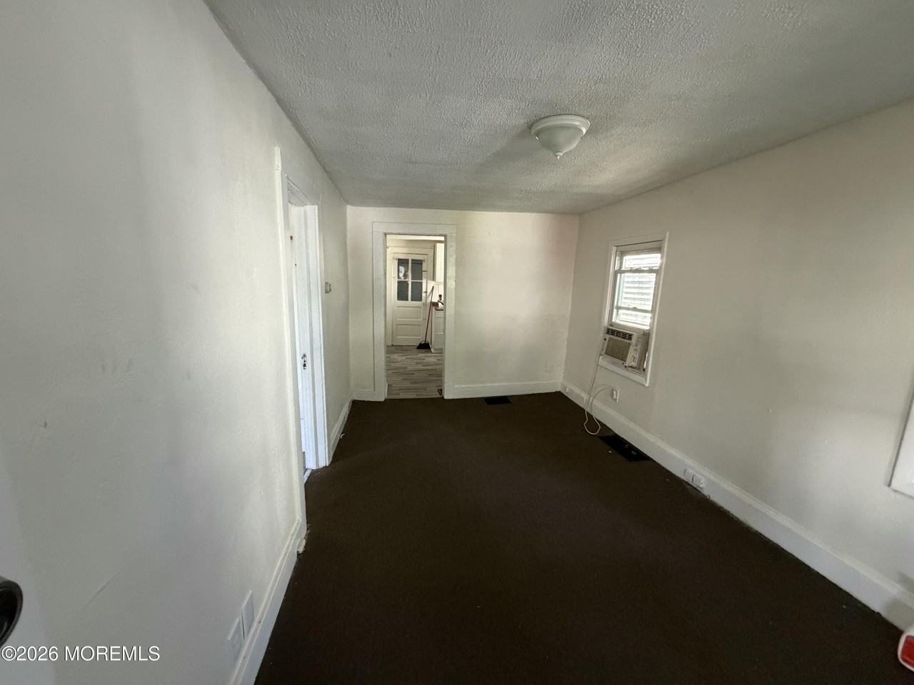 405 1/2 Brinley Ave - Photo 7 of 8