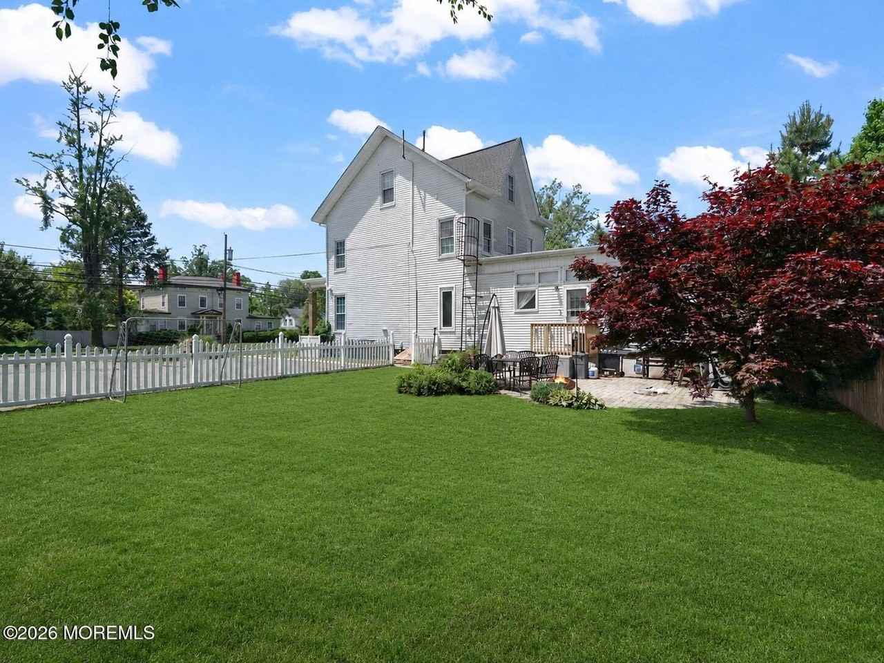 103 Main St - Photo 7 of 27