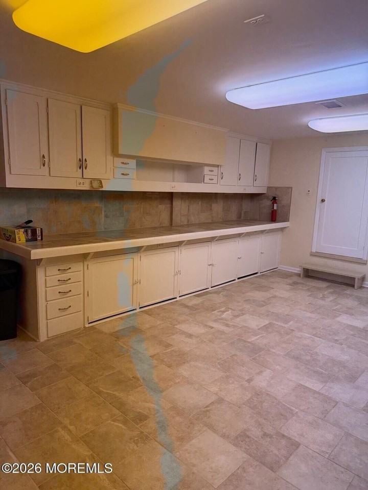 320 Boulevard - Photo 6 of 14