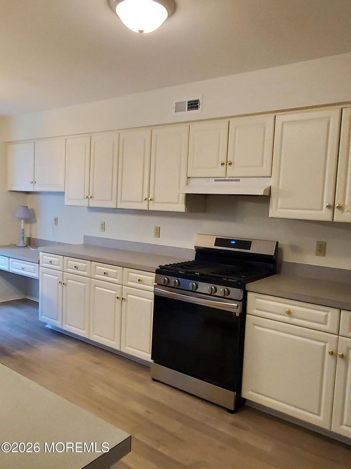 3404 Equestrian Way - Photo 3 of 12