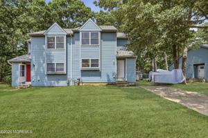 featured image of 12 S Indian Valley Ct #12