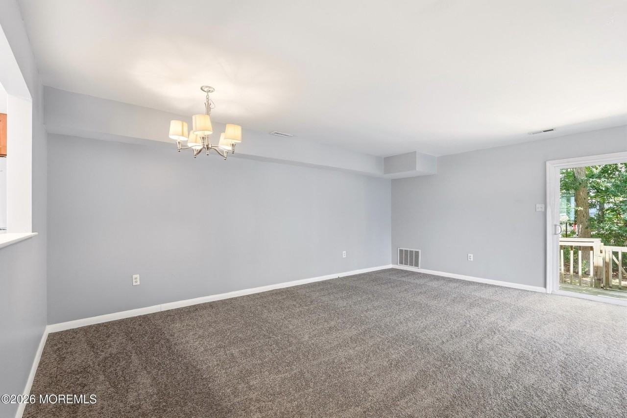 12 S Indian Valley Ct #12 - Photo 5 of 14