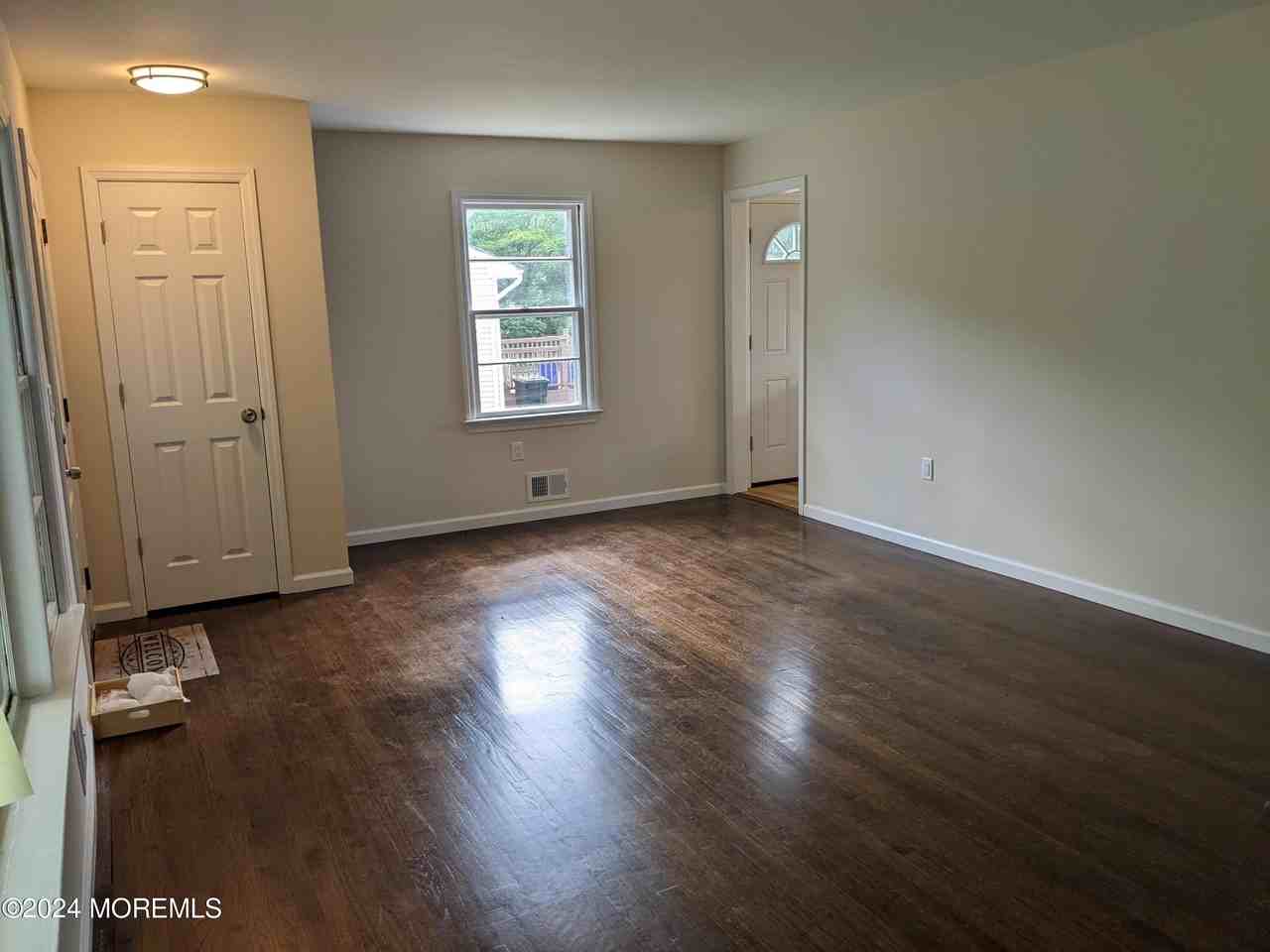 509 Stone Rd - Photo 6 of 15
