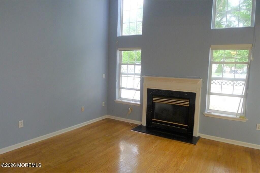 54 Durant Ave - Photo 5 of 12