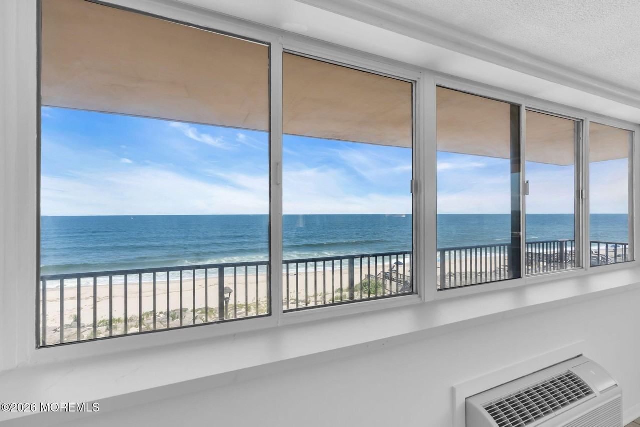 55 Ocean Ave #3L - Photo 4 of 45
