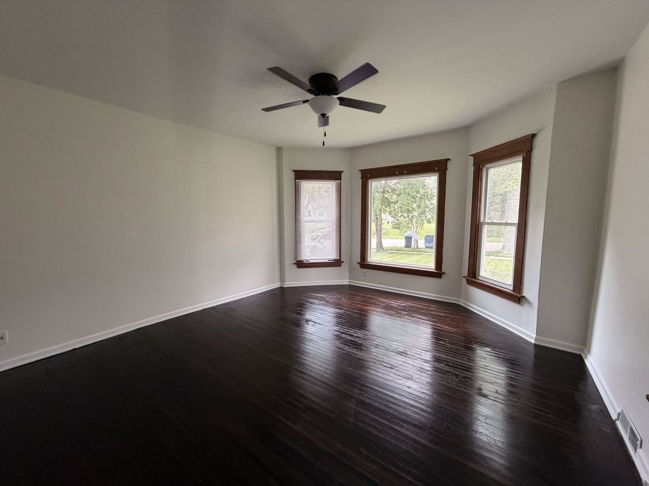 416 College Ave #1 - Photo 5 of 11