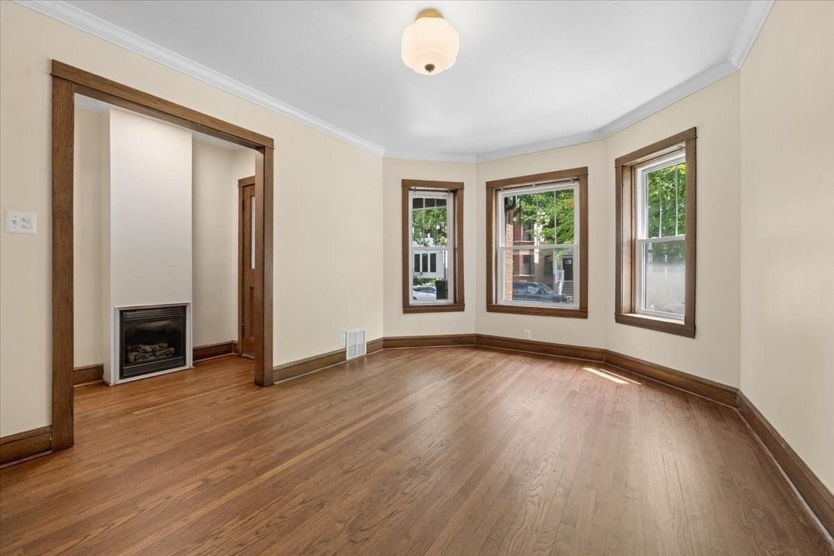 3842 N Bell Ave #1 - Photo 4 of 29