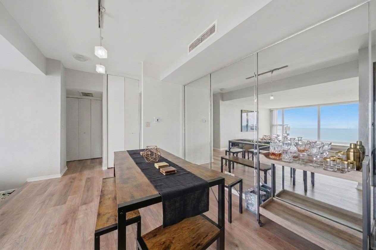 3200 N Lake Shore Dr #2102 - Photo 5 of 19