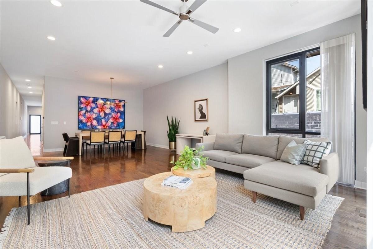 1410 W Huron St #1 - Photo 7 of 27