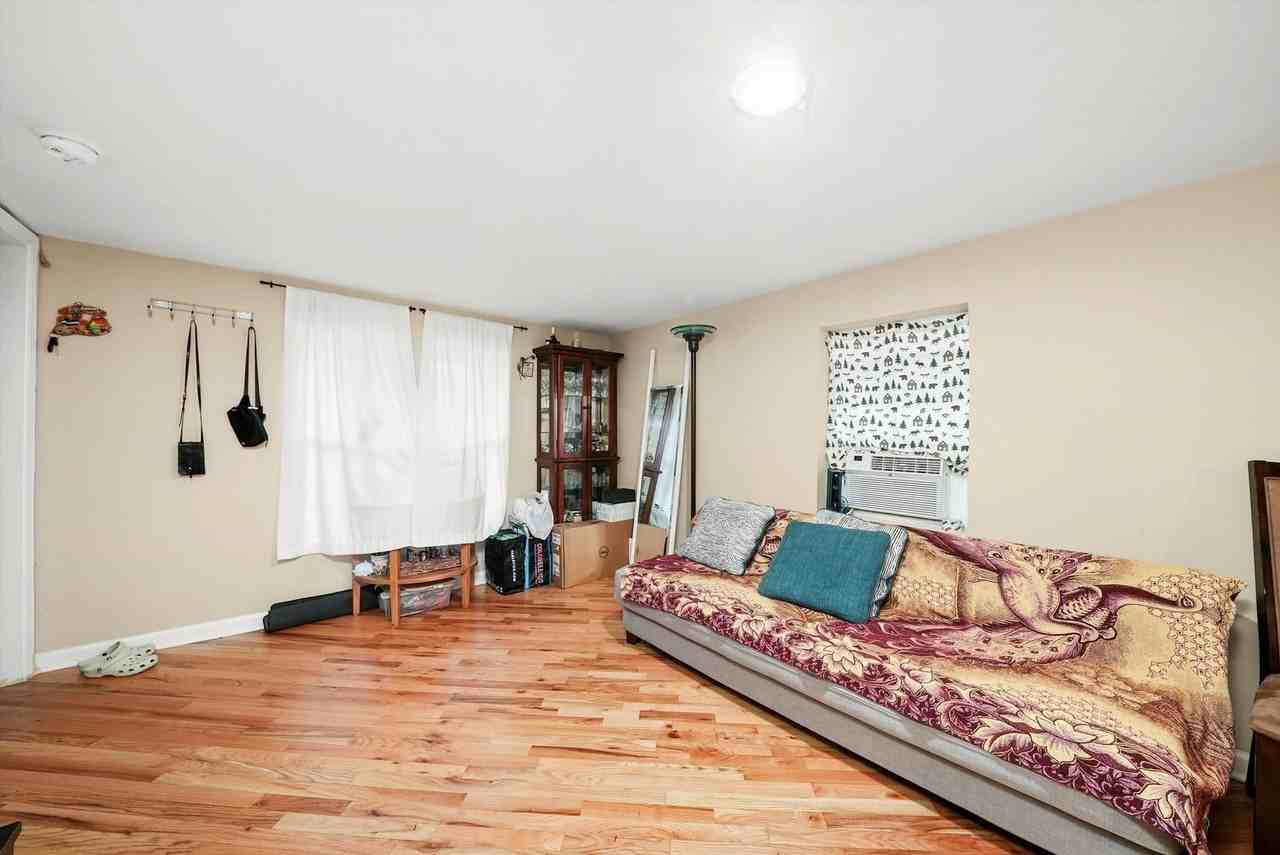 4614 N Springfield Ave #1 - Photo 3 of 11