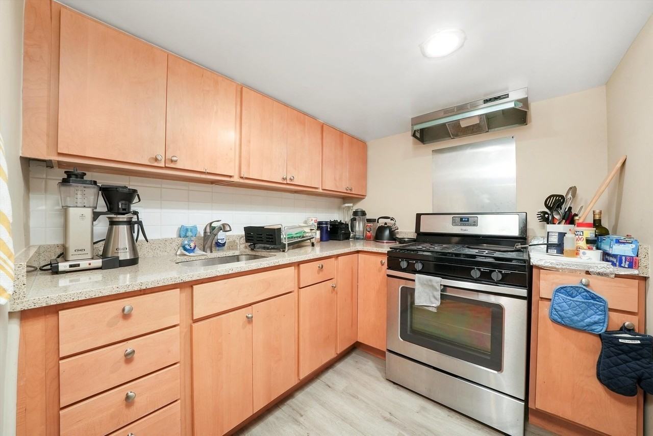 4614 N Springfield Ave #1 - Photo 7 of 11