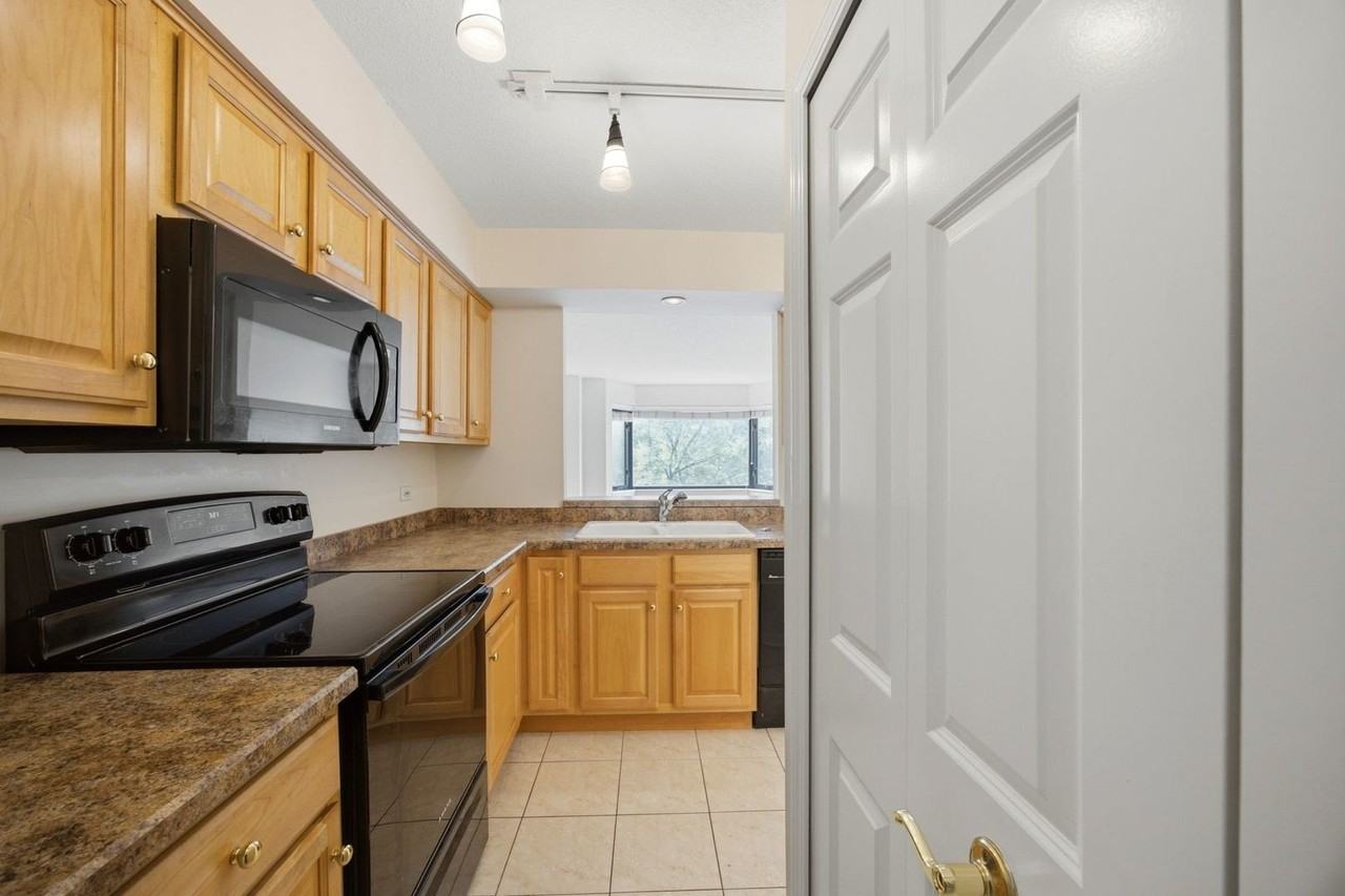 470 Fawell Blvd #315 - Photo 4 of 19
