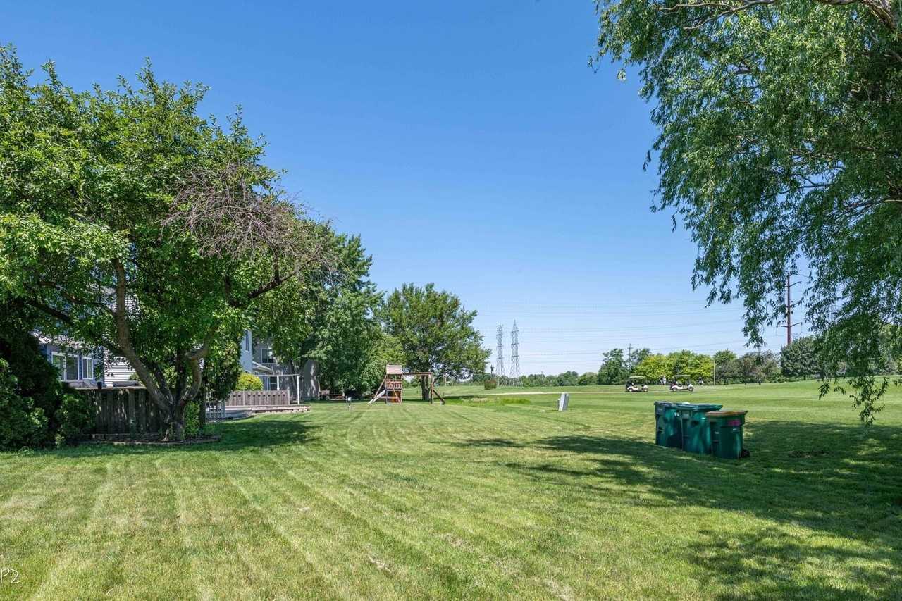 21258 W Cascade Ct - Photo 3 of 4
