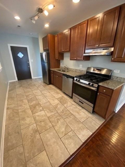 5114 N Kimball Ave #1 - Photo 4 of 11