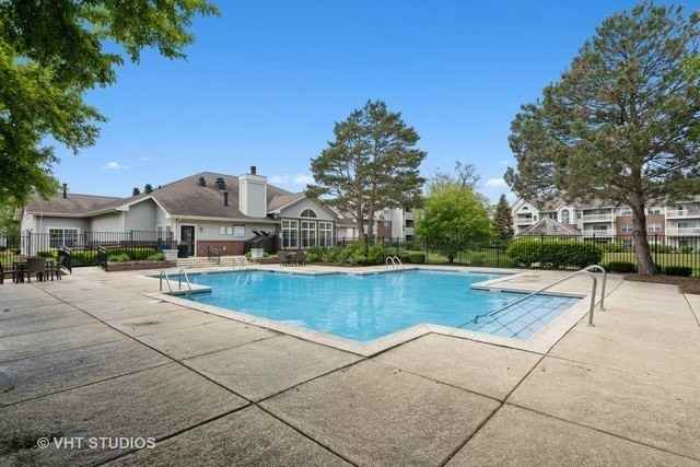 12 Sterling Cir #201 - Photo 4 of 14