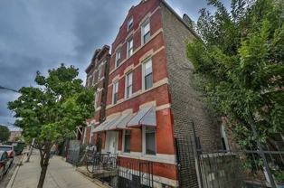 1322 W 18th Pl #1F - Photo 1 of 1