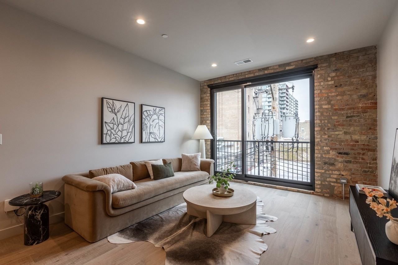 1706 Sherman Ave #405 - Photo 3 of 14