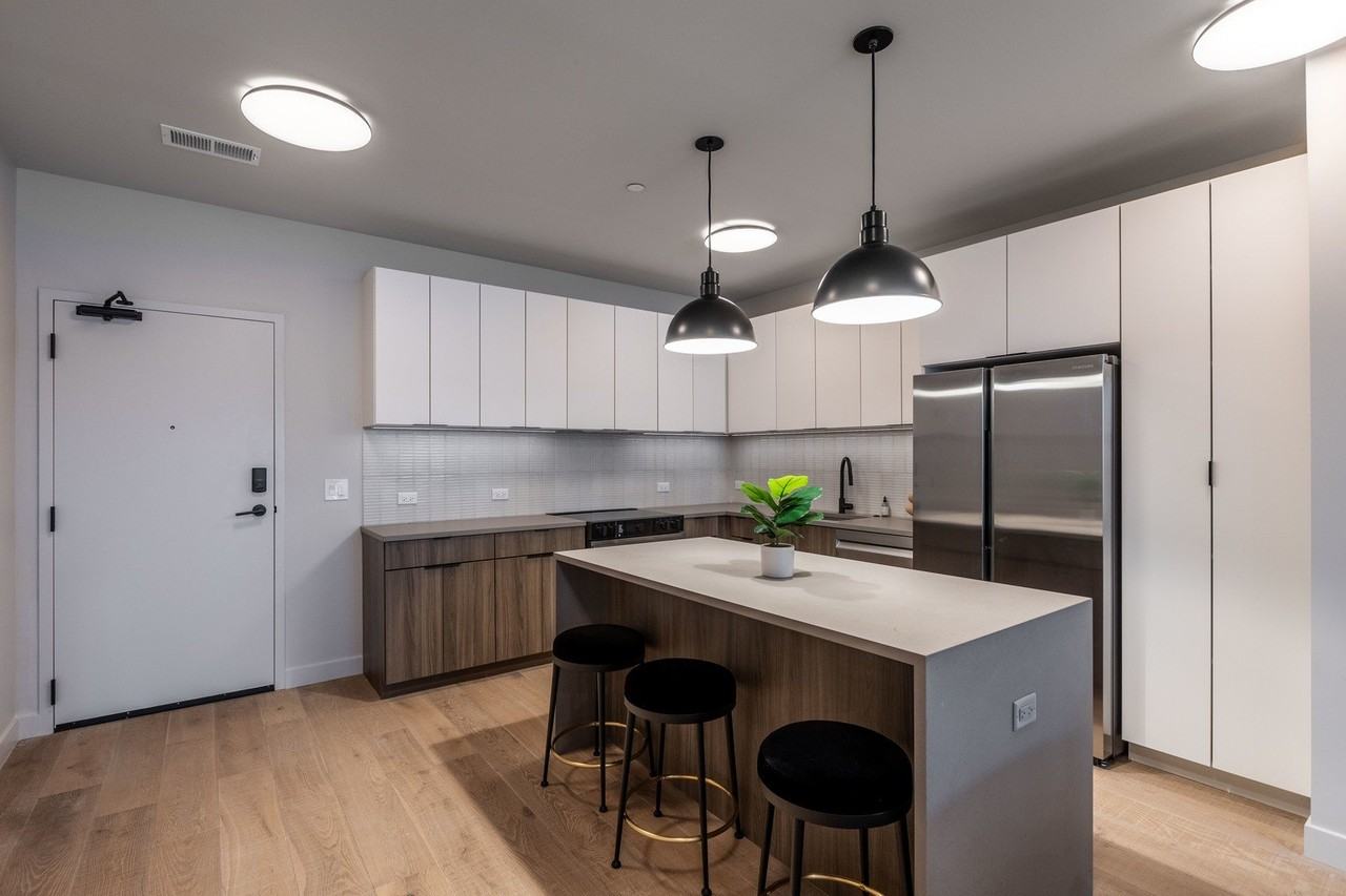 1706 Sherman Ave #405 - Photo 7 of 14